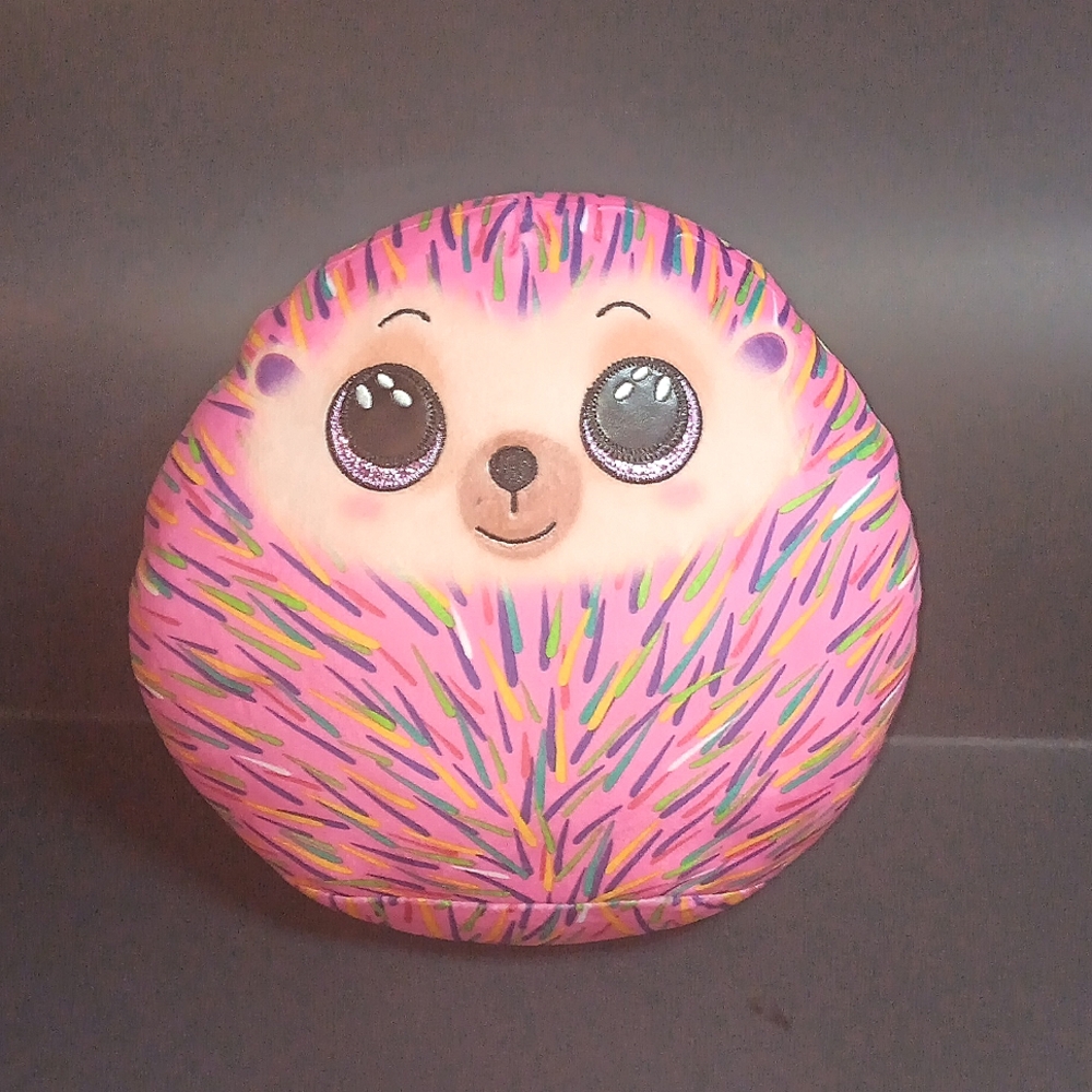TY Squish a boo, Hildee hedgehog